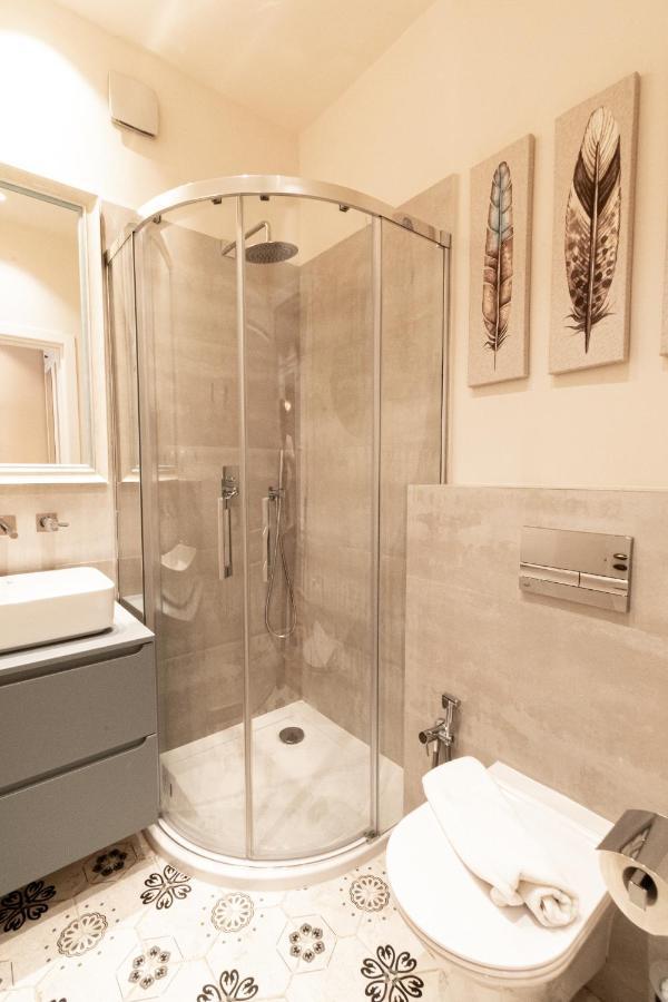 בראשוב Black Gate - Quiet Studio In The Heart Of Old Town With Free Private Secured Parking מראה חיצוני תמונה